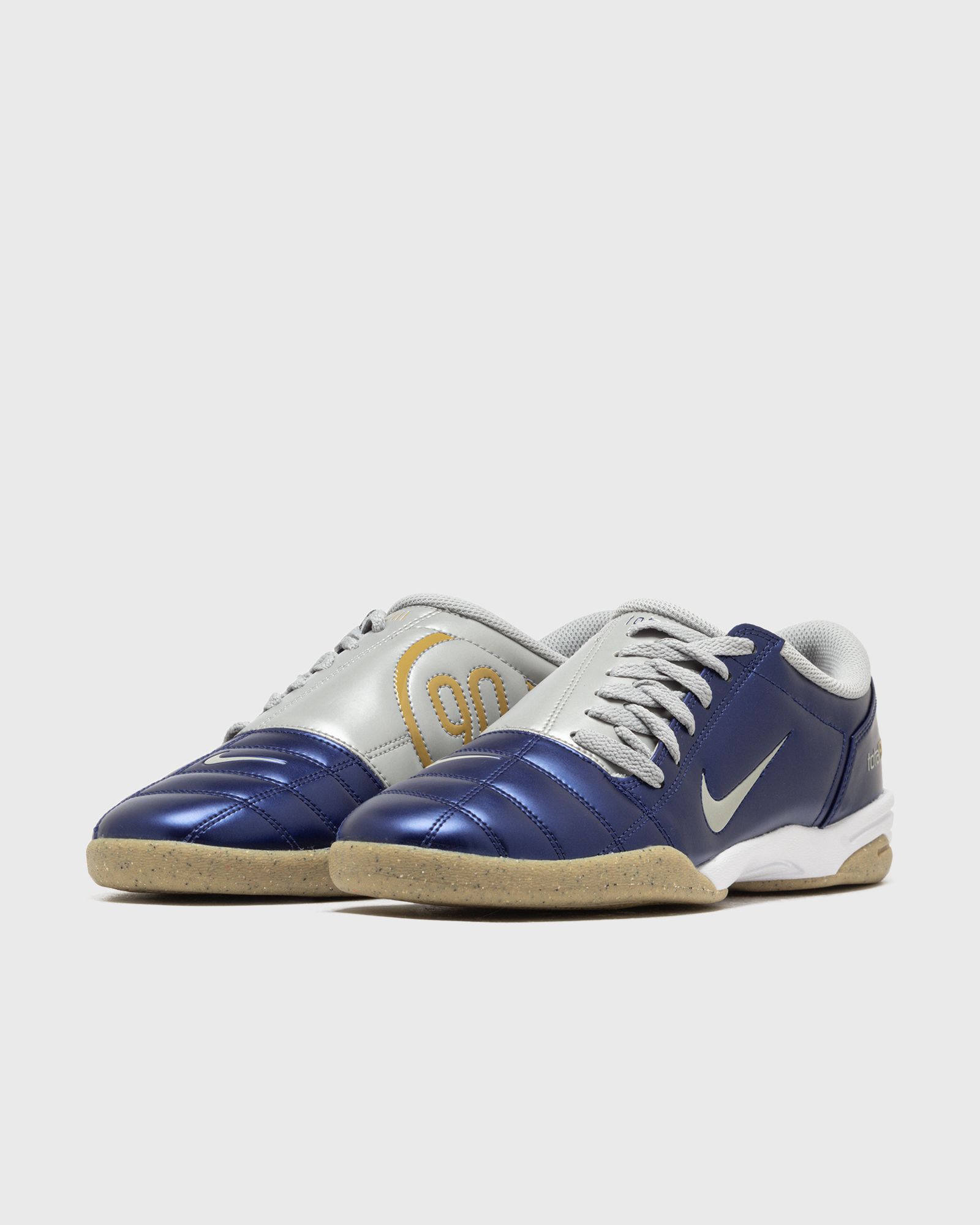 Nike TOTAL 90 promotion