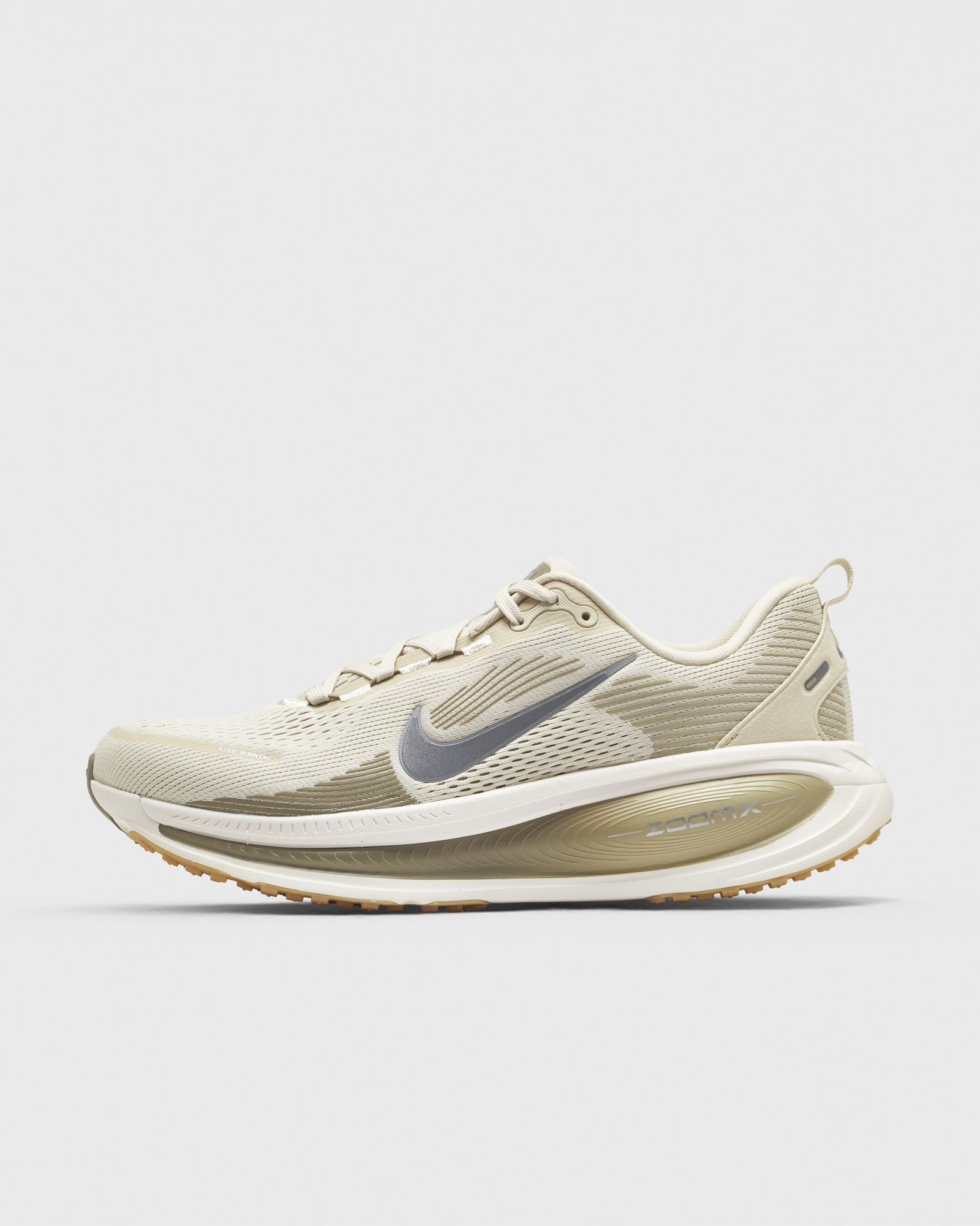 Nike VOMERO 18 ESS, beige
