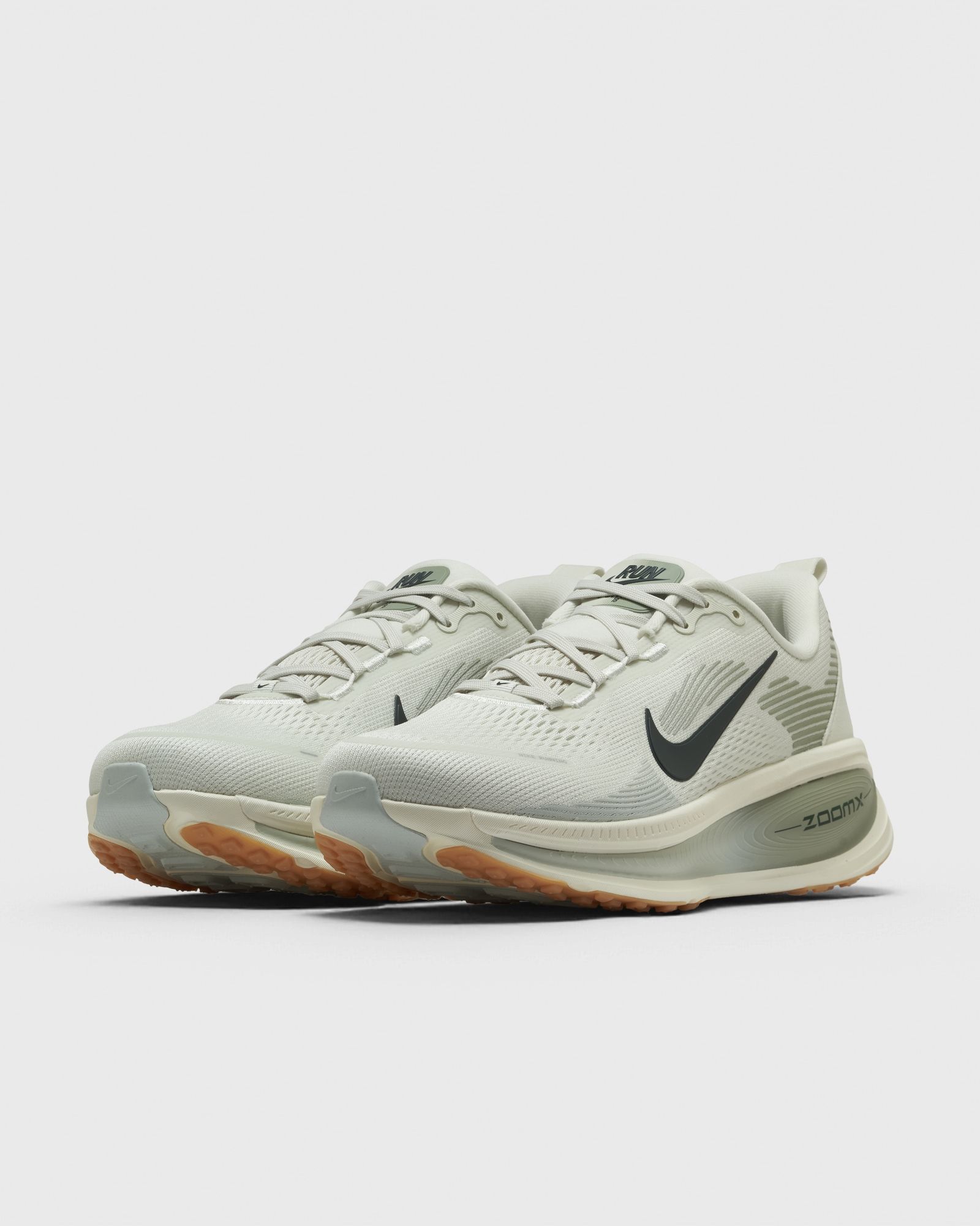 Nike Vomero 18 promotion