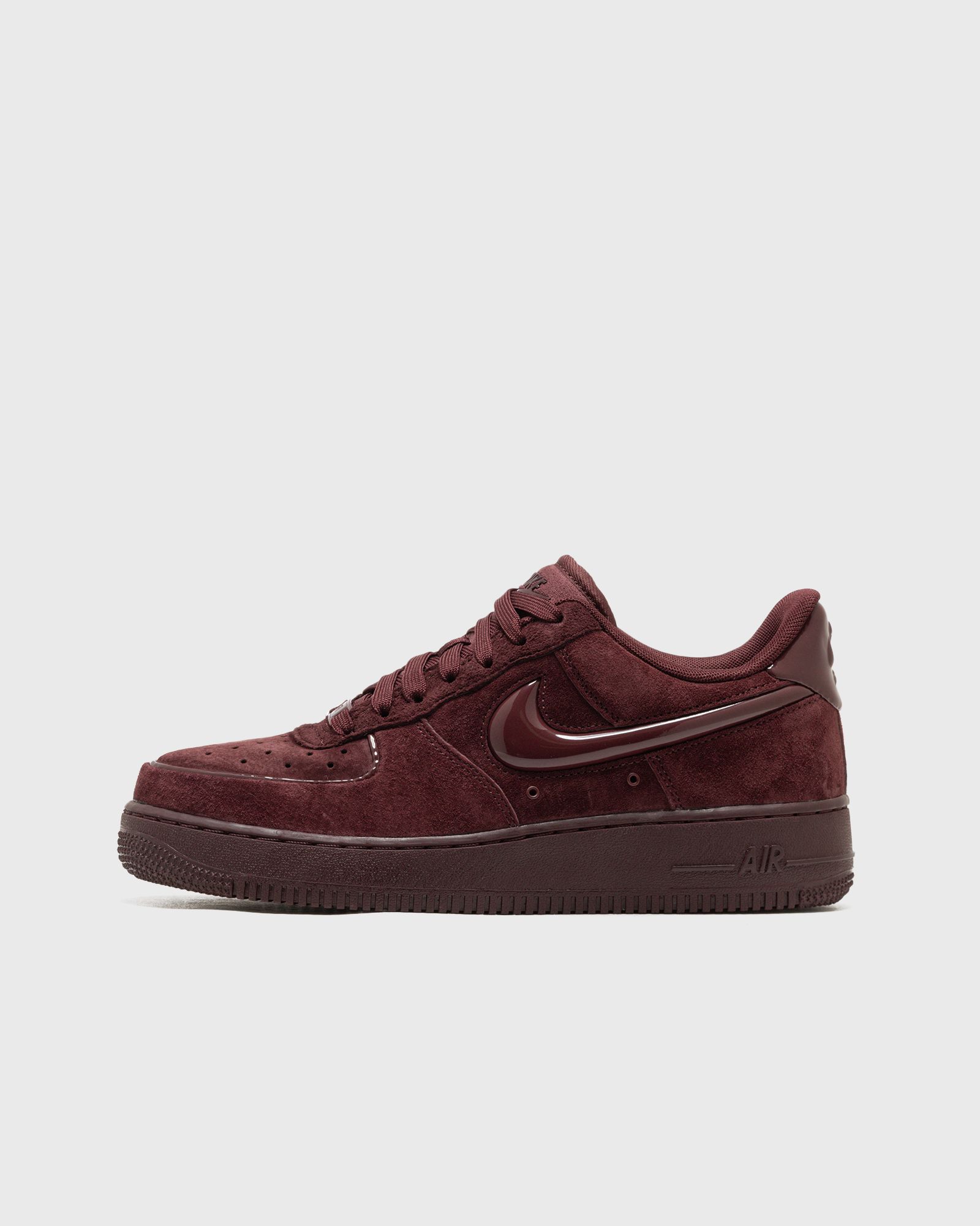 Nike WMNS AIR FORCE 1 '07 red female Lowtop now available at BSTN in size 40