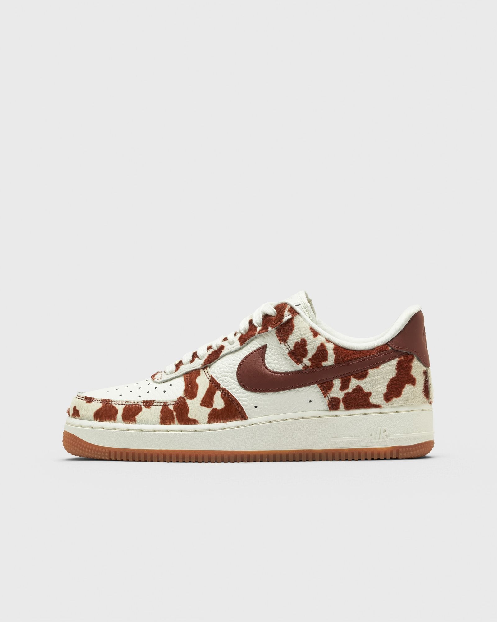 Nike WMNS AIR FORCE 1 '07, brown