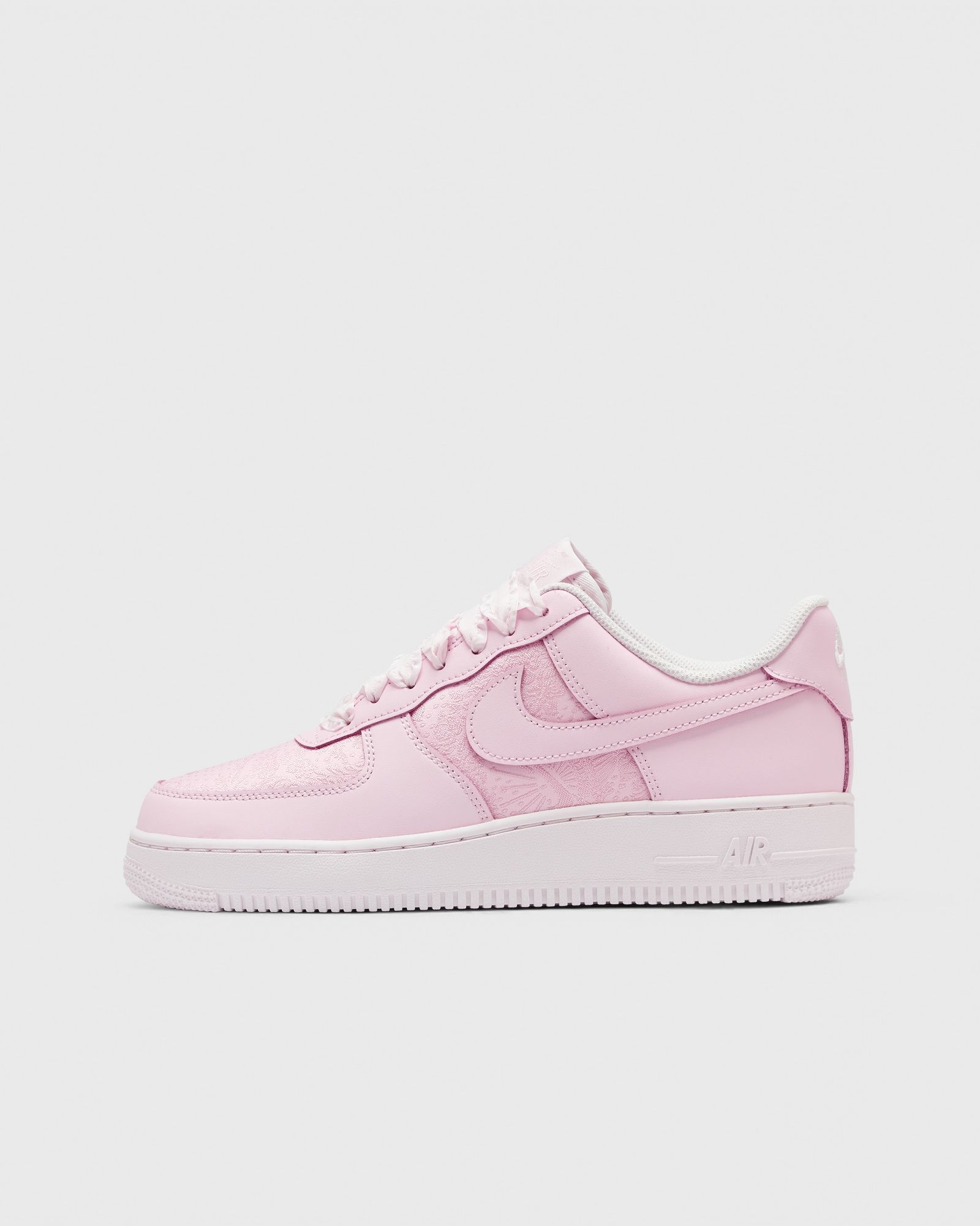 Nike WMNS AIR FORCE 1 '07 SE SFF
