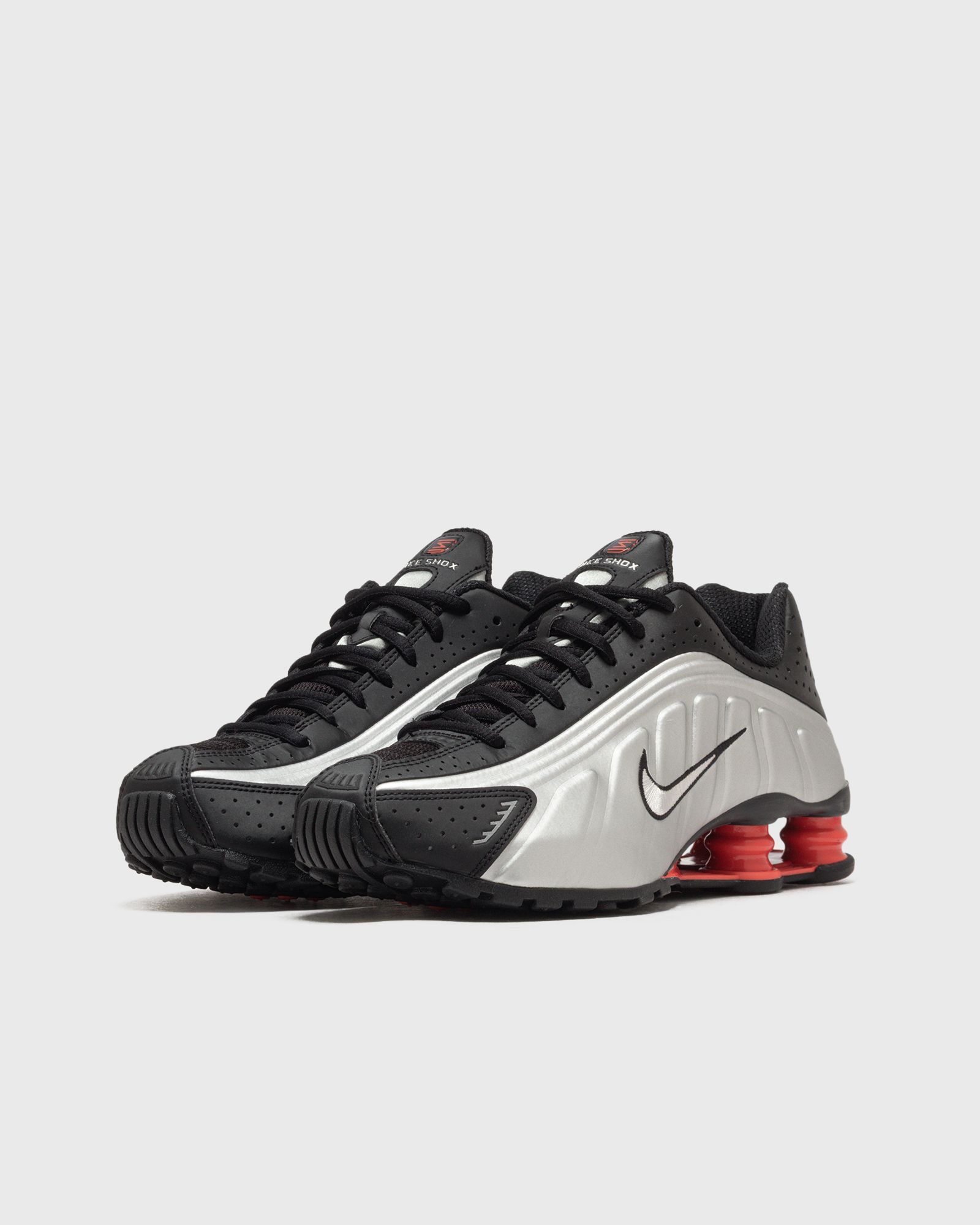Nike Shox R4 promotion