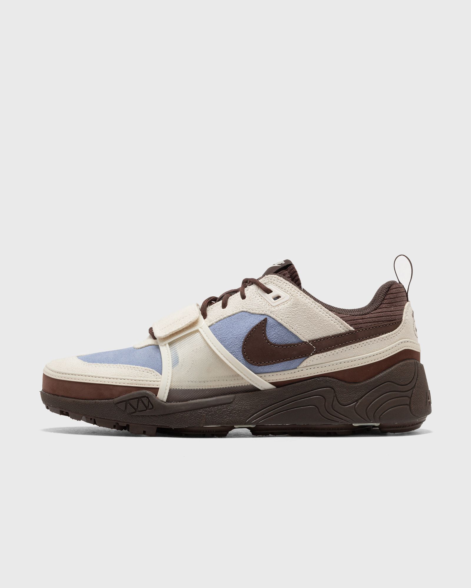 Nike Zoom Field Jaxx “Leche Blue”: Travis Scott ohne Panikaufschlag