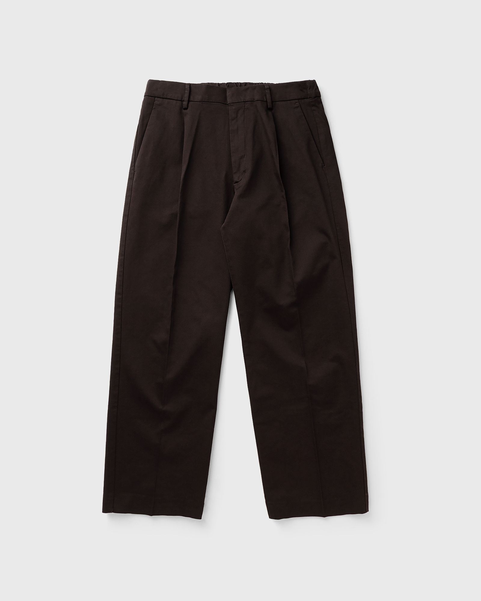 NN.07 Kay 1420, brown