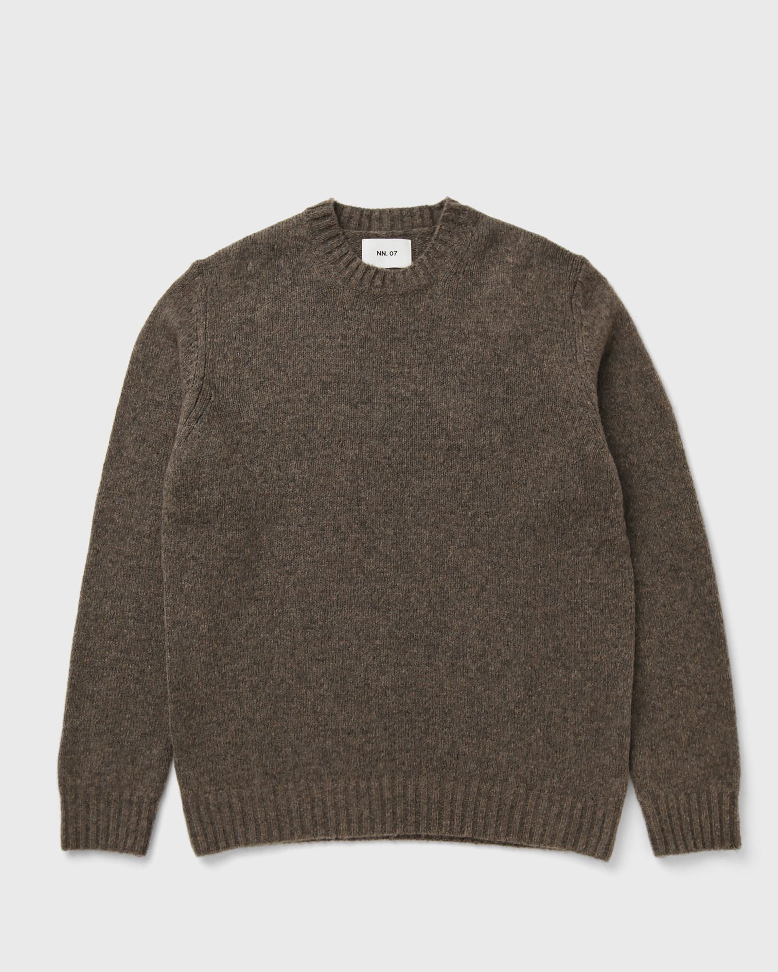 NN.07 Lee 6598, brown