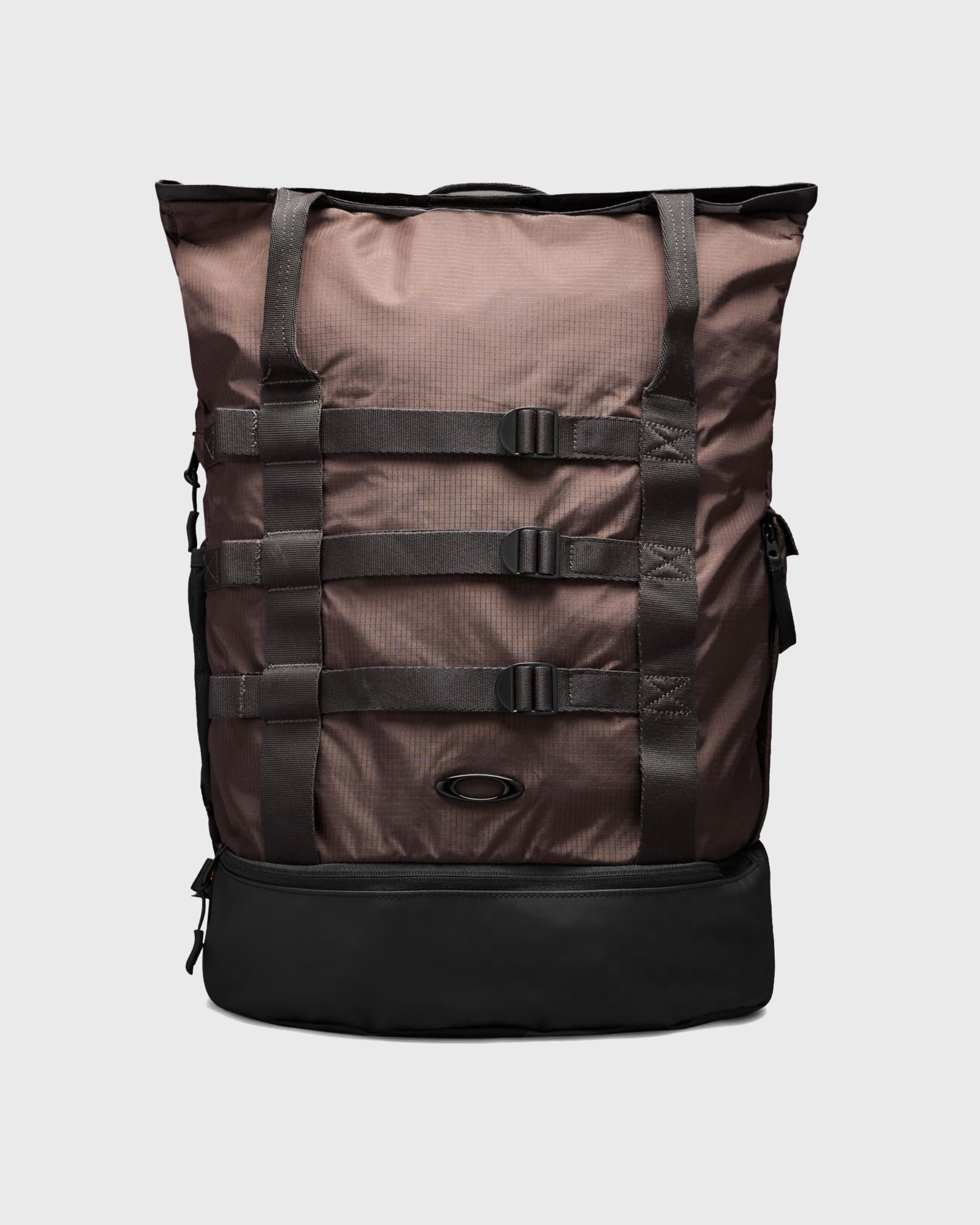 Oakley X Jaylen Brown RESERVE UTILITY BAG, brown