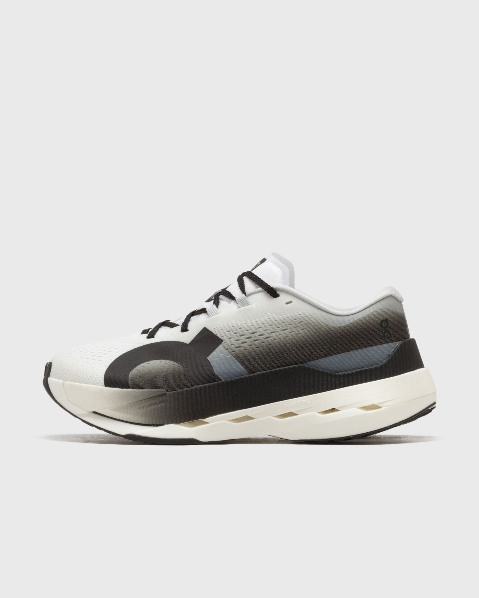 On Running Cloudboom prix pas cher