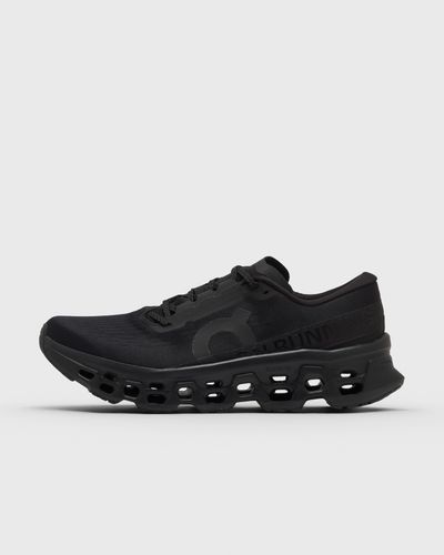 On Cloudmonster 3, black