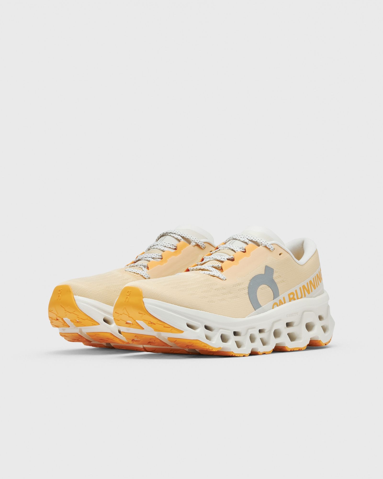 On Running Cloudmonster orange