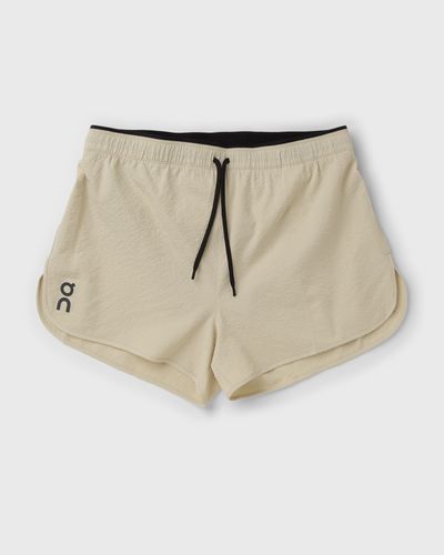 On Performance Volt Shorts, beige