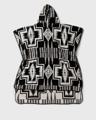 Pendleton HARDING ADULT HOODED TOWEL, black