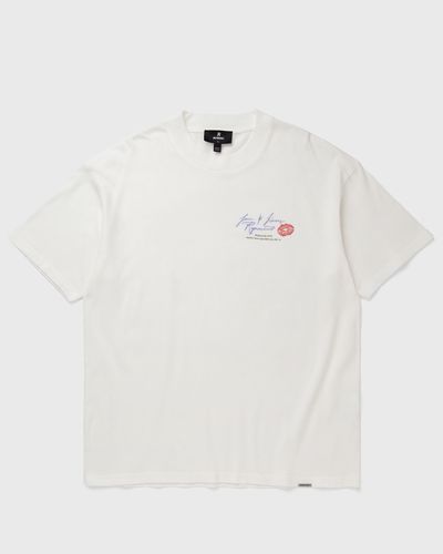 Represent LOVE AND KISSES TSHIRT, white