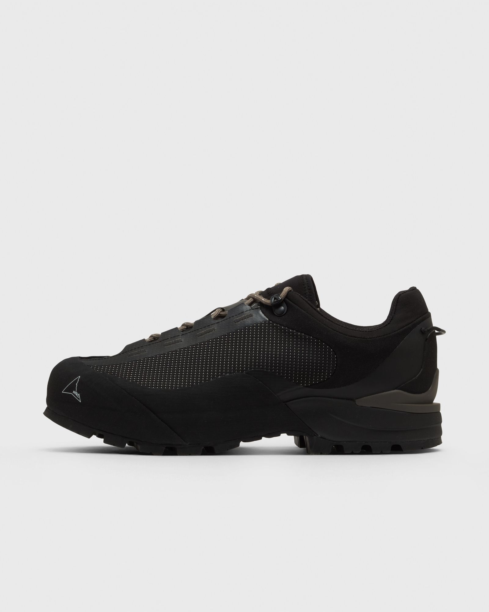 Roa Hida Low, black