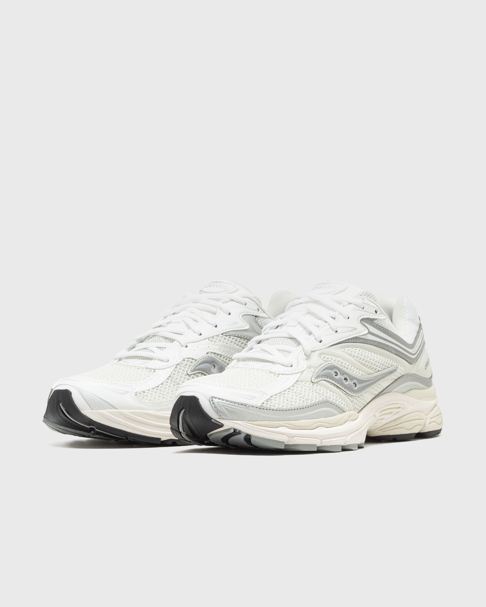 Saucony OMNI 9 promotion