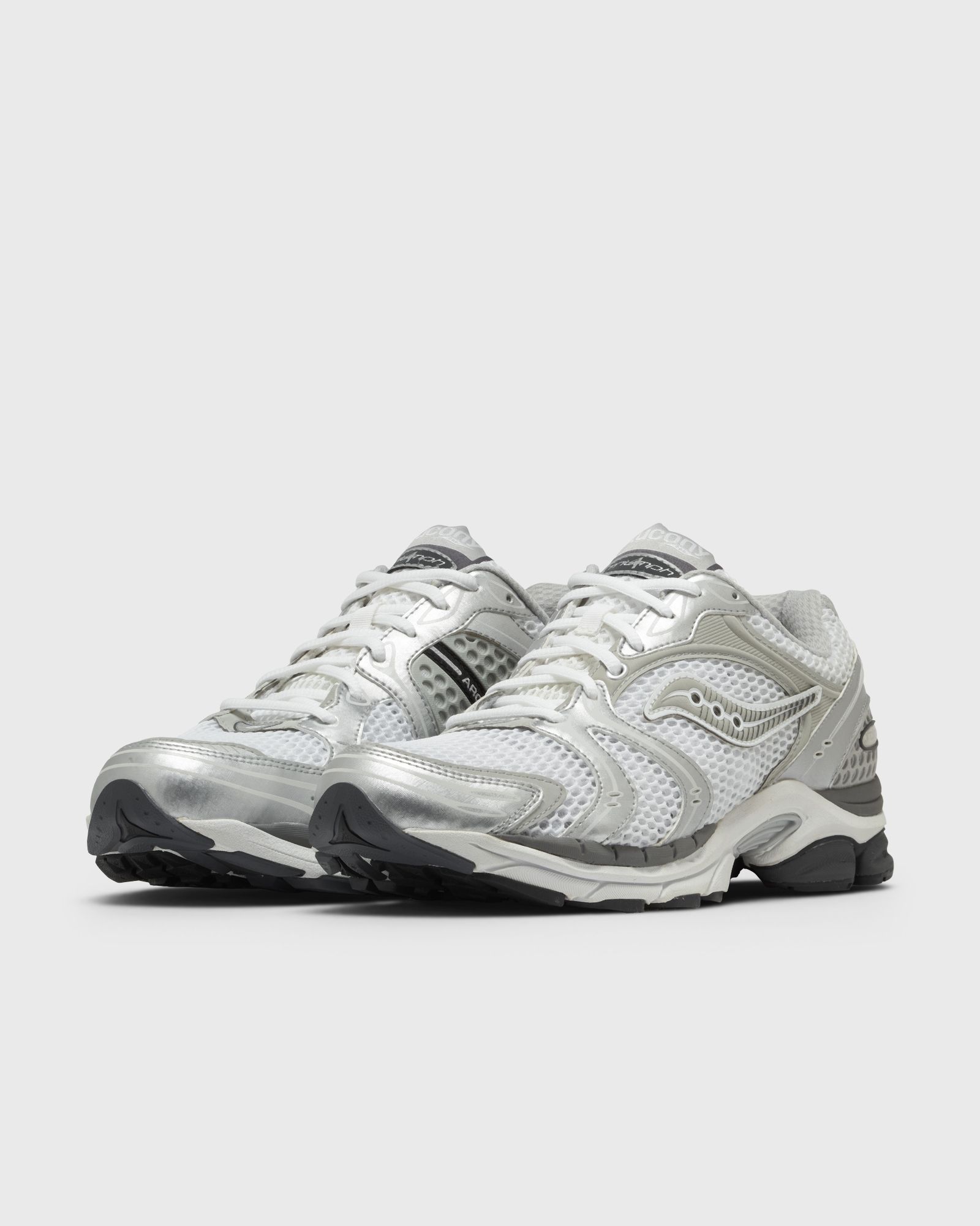 Saucony TRIUMPH 4 promotion