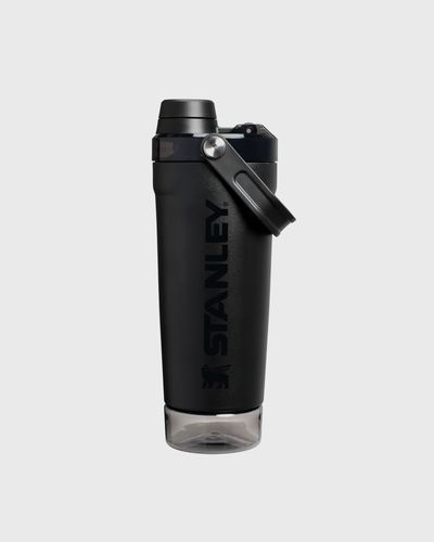 Stanley The Activate Shaker, black