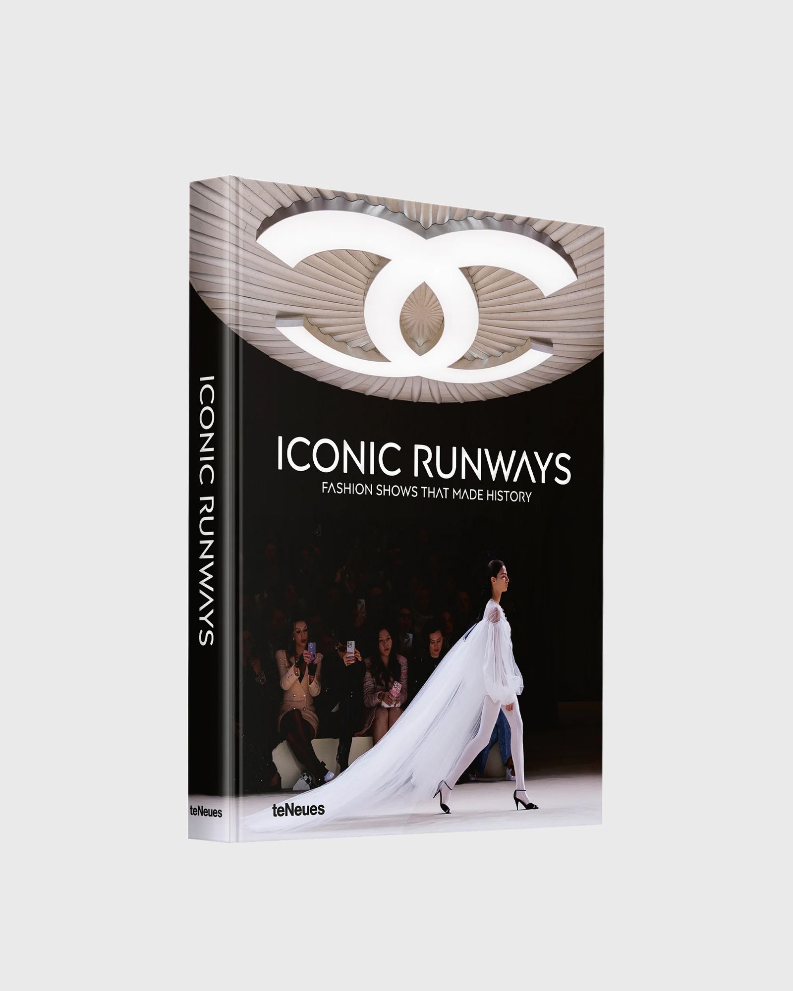 Teneues ICONIC RUNWAYS, 