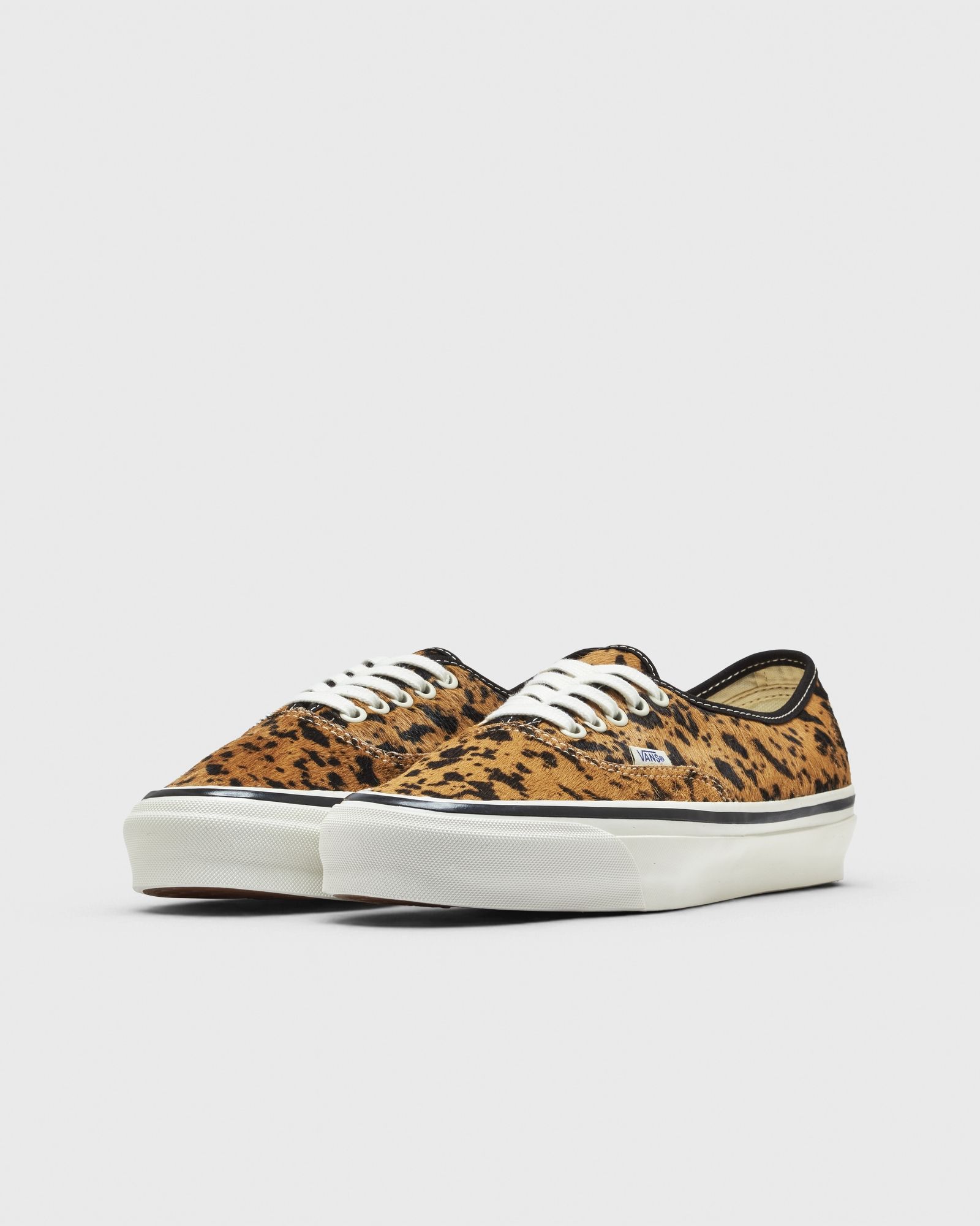 Vans AUTHENTIC 44 COW promotion