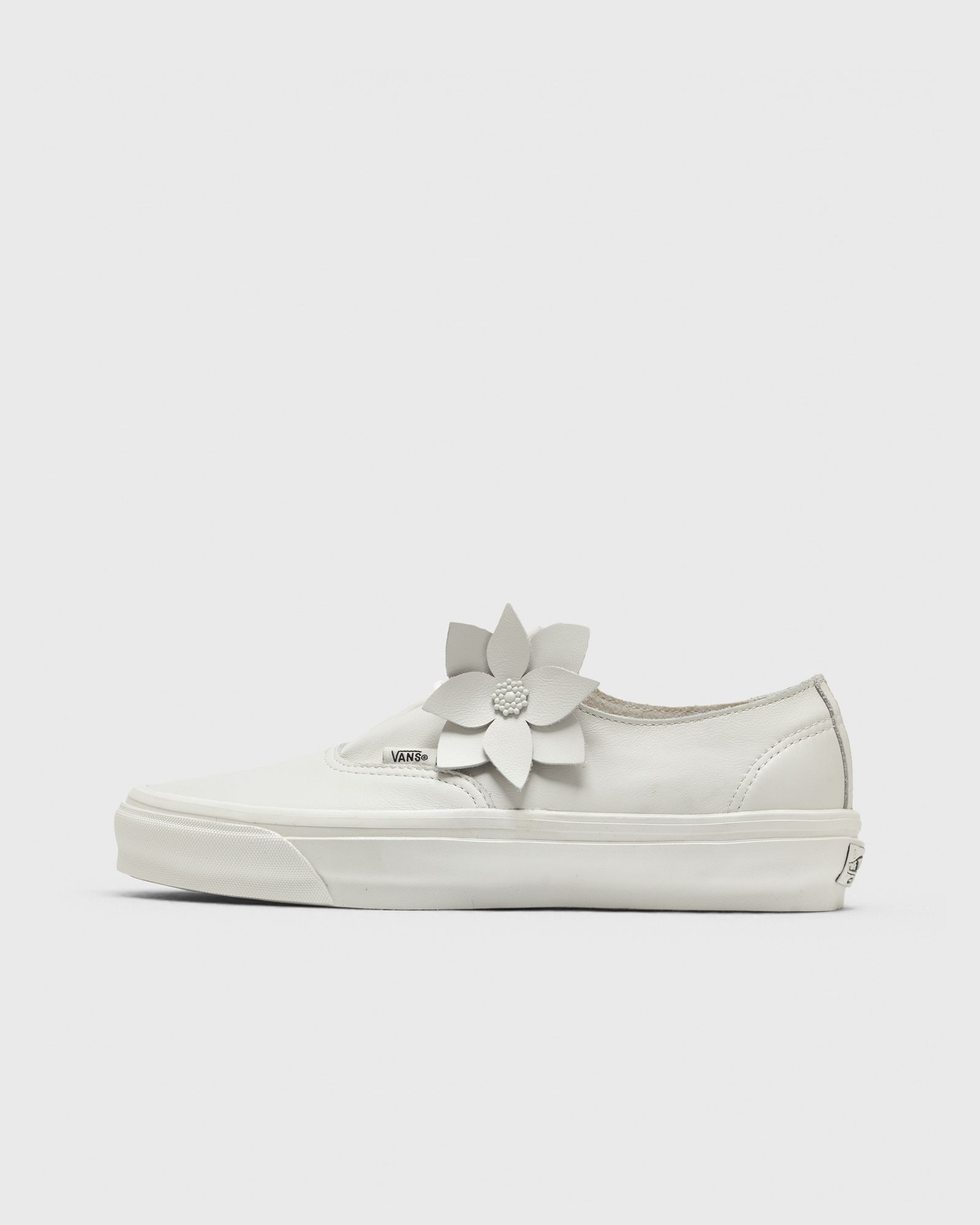 LX AUTHENTIC EASE