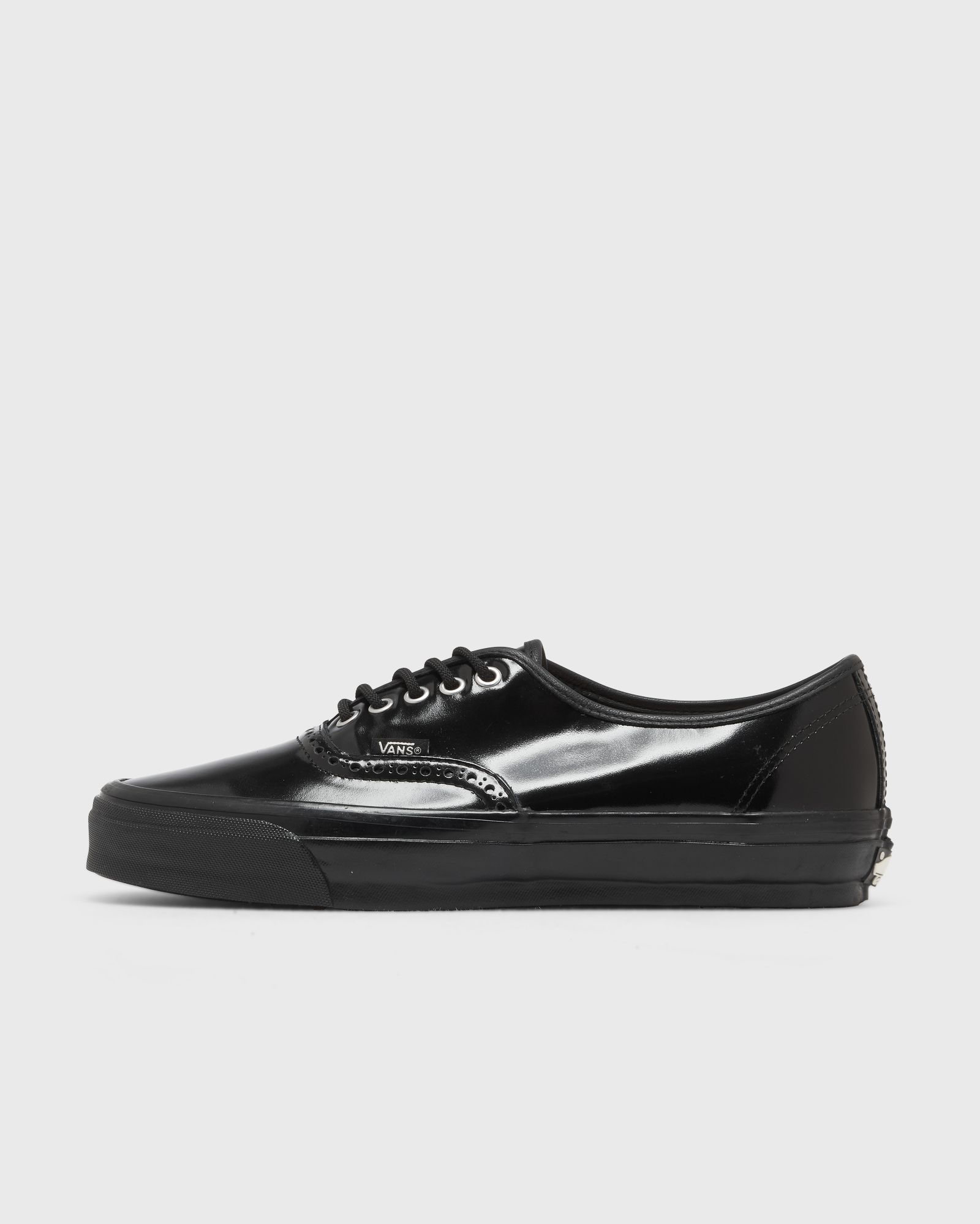 Vans OTW AUTHENTIC 44 SIPED VIBRAM GLOSS LEATHER BROGUE, black