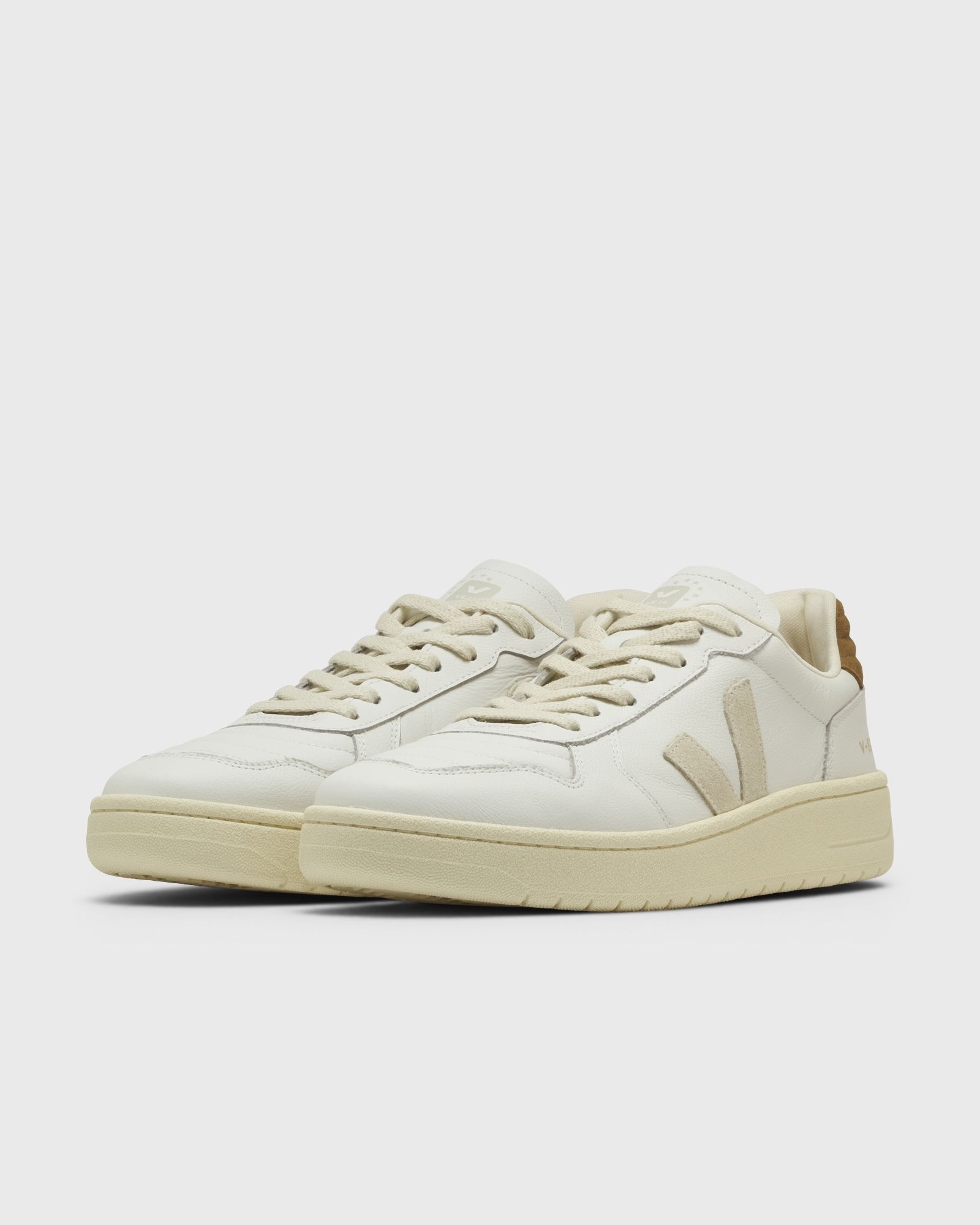Veja V-82 promotion