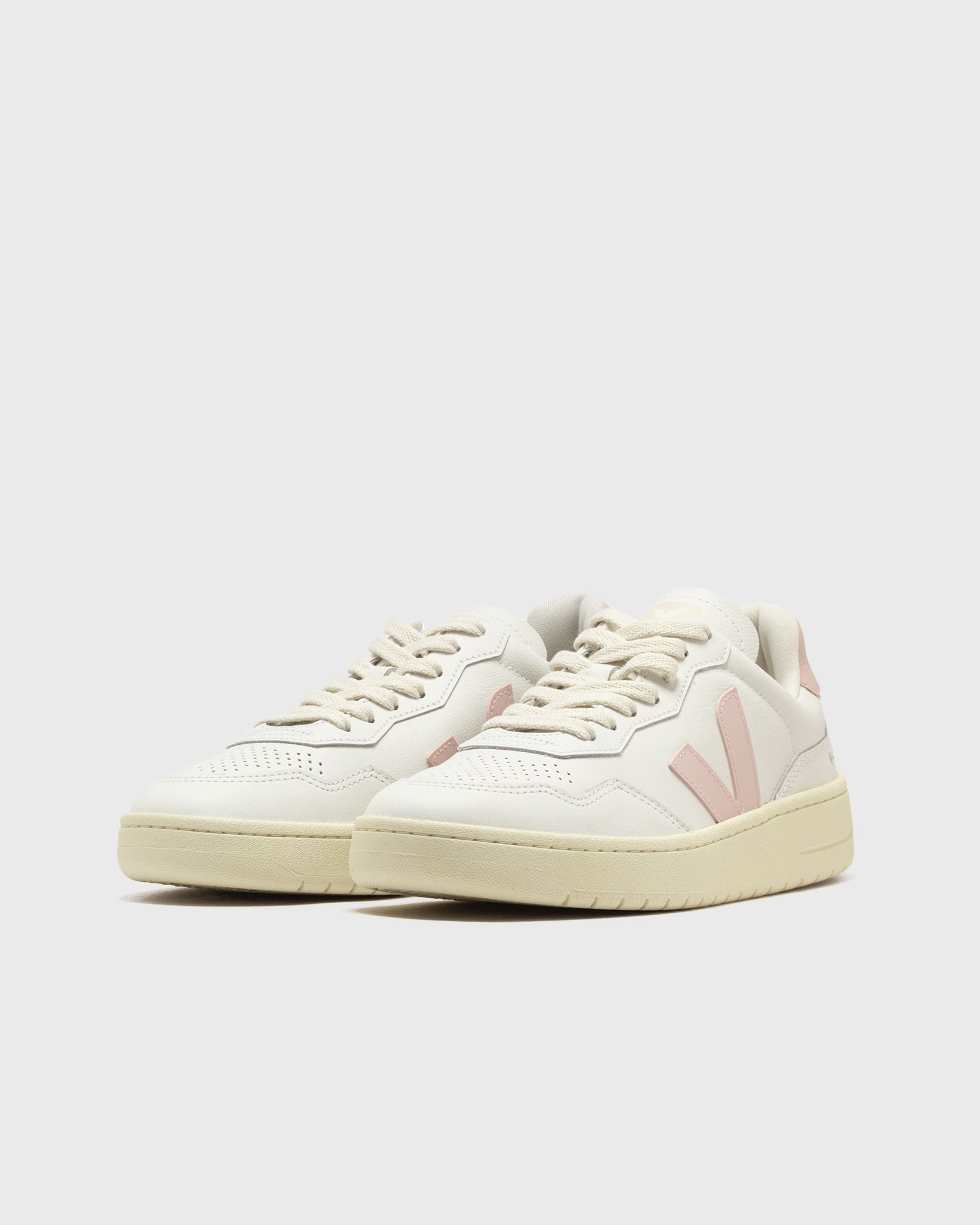 Veja V-90 promotion