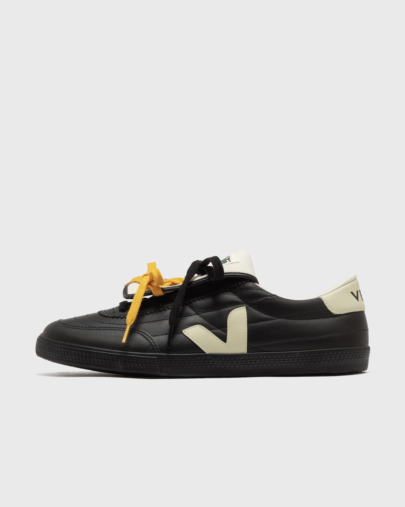 Veja X MAGLIANO LEATHER, black